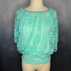 ✨ Papaya Sheer Lace Blouse with Attached Camisole – Size M ✨